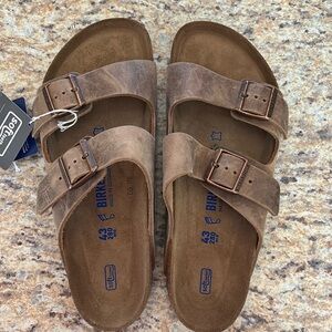Birkenstock Men’s Arizona sandals NWT AND Box